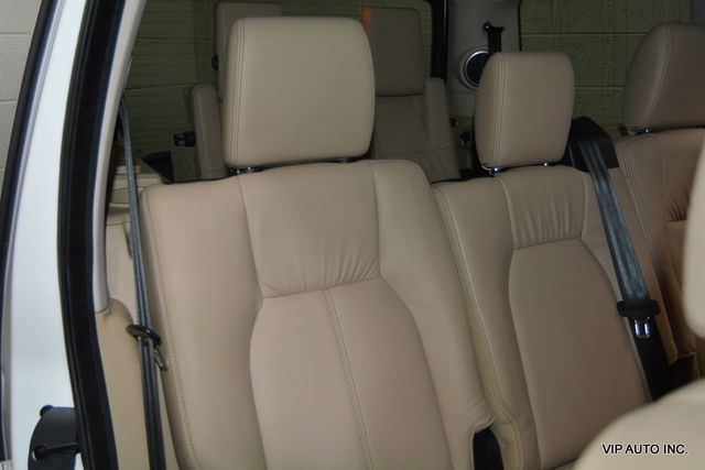 2016 Land Rover LR4 4WD 4dr LUX - 23025814 - 24