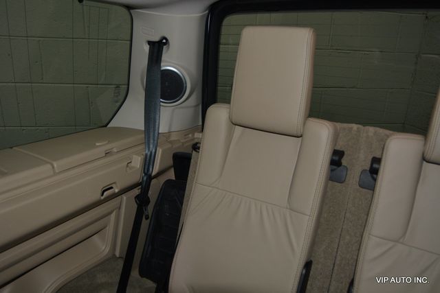 2016 Land Rover LR4 4WD 4dr LUX - 23025814 - 29