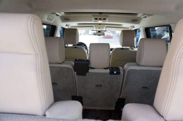 2016 Land Rover LR4 4WD, DUAL MOON ROOF, THIRD ROW SEATS, SOURROUNDING CAMERA - 23072424 - 10
