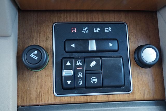 2016 Land Rover LR4 4WD, DUAL MOON ROOF, THIRD ROW SEATS, SOURROUNDING CAMERA - 23072424 - 36