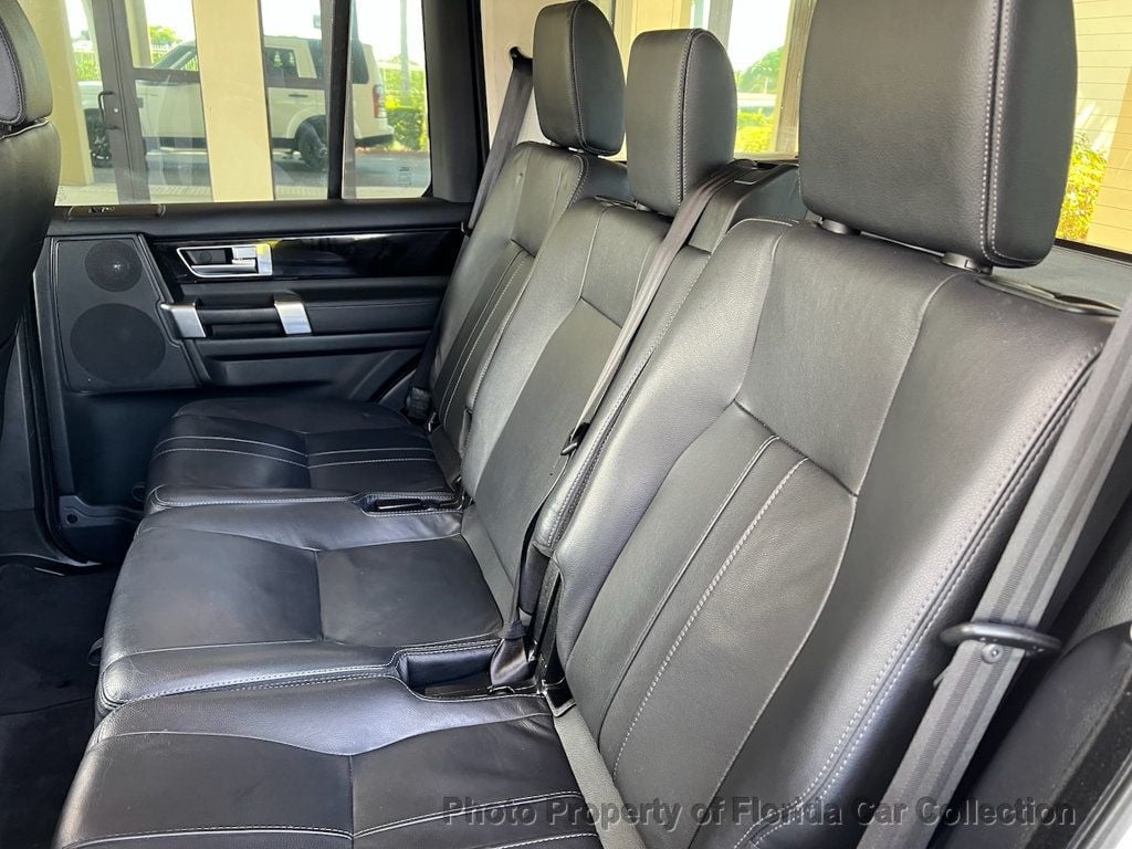 2016 Land Rover LR4 HSE photo 10