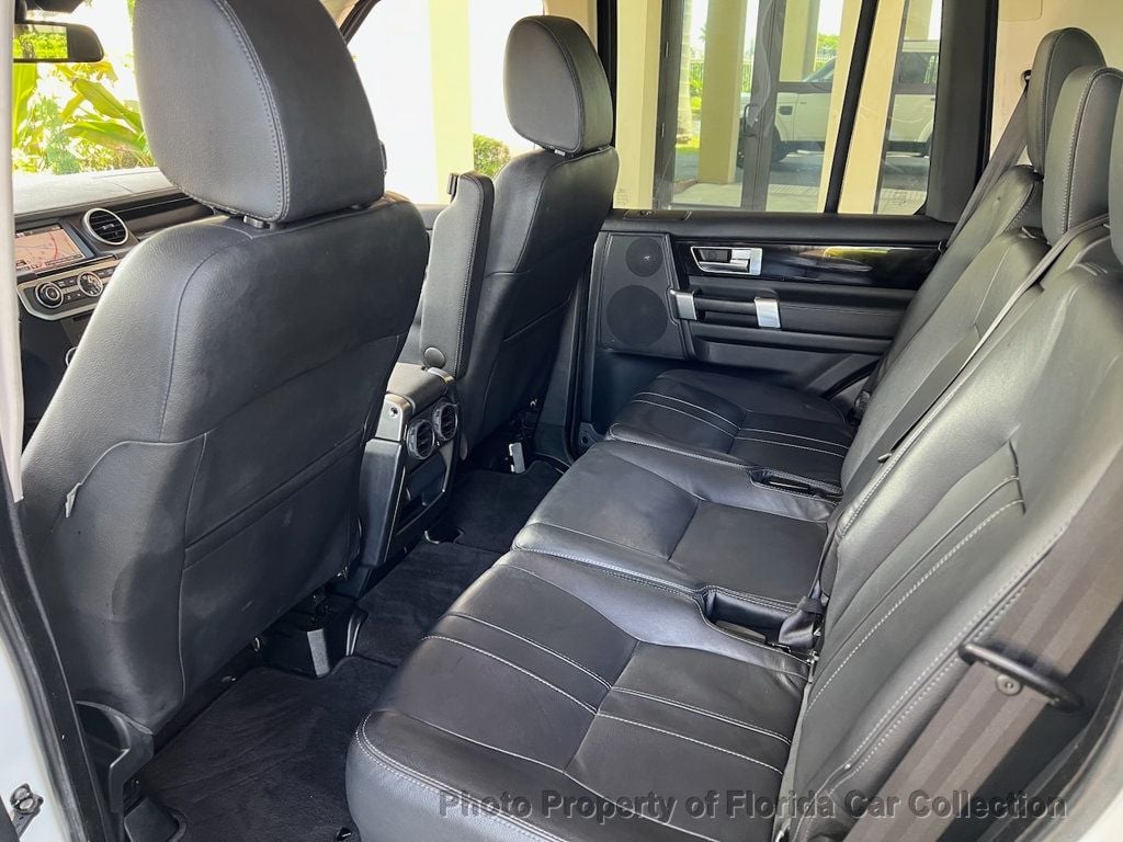 2016 Land Rover LR4 HSE photo 9