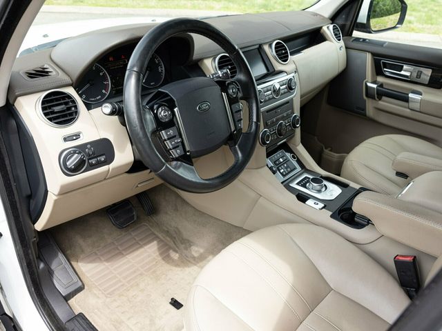 2016 Land Rover LR4 HSE, Great Condition, Well Maintained, Adaptive Cruise Control - 22814502 - 28