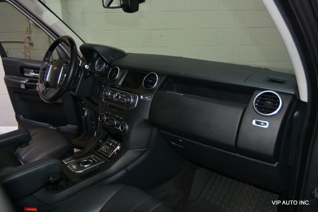 2016 Land Rover LR4 HSE Sport Utility 4D - 22982722 - 11