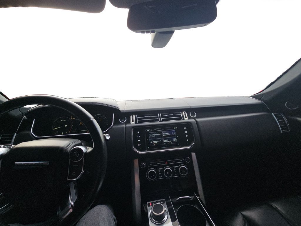 Land Rover Range Rover photo 12