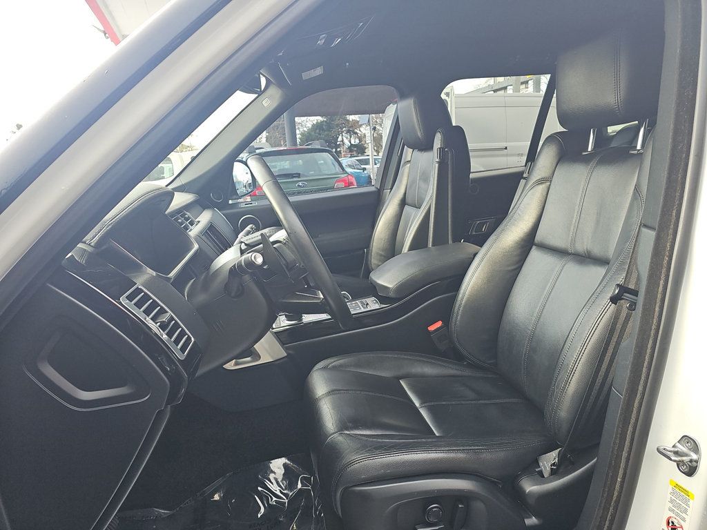 Land Rover Range Rover photo 9