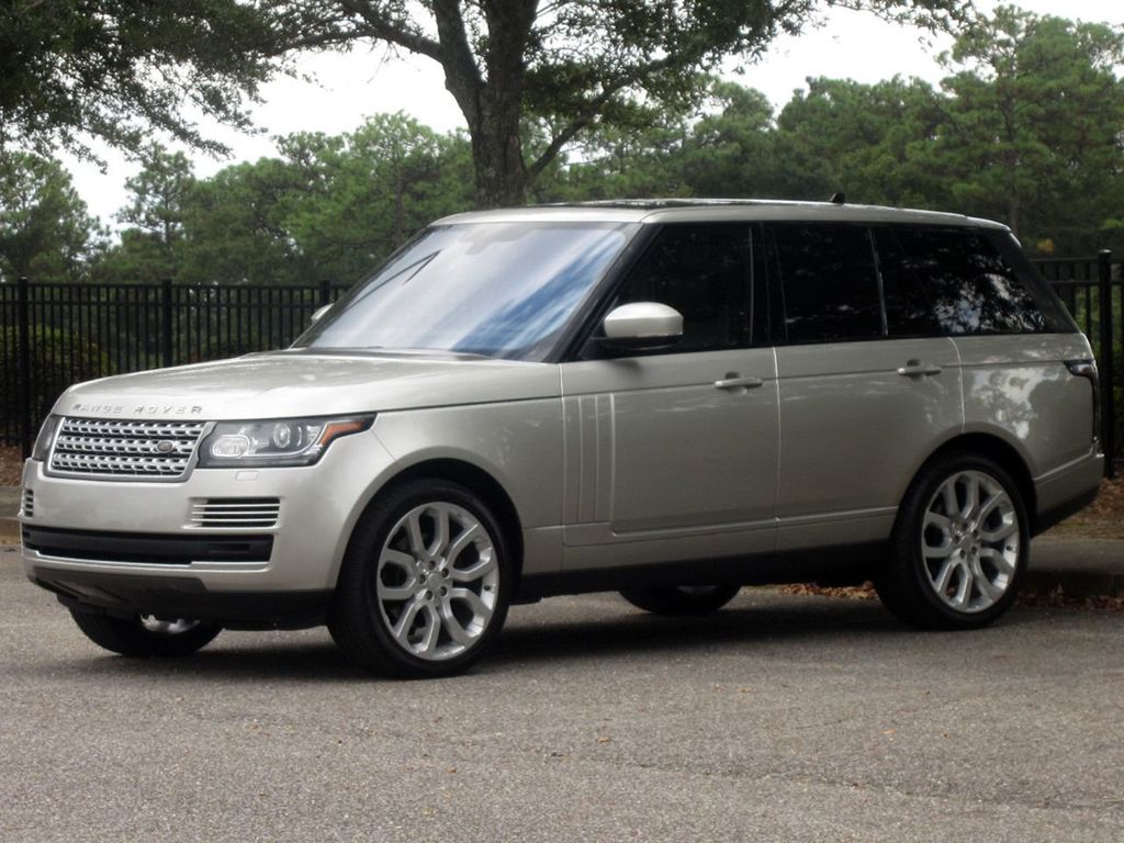 2016 Land Rover Range Rover HSE photo 25