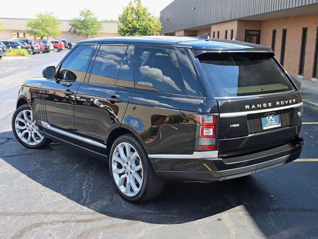 2016 Land Rover Range Rover HSE photo 10