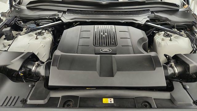 2016 Land Rover Range Rover 4WD 4dr HSE w/ Vision Assist Pack & 825W Meridian Premium Sound - 23001528 - 28