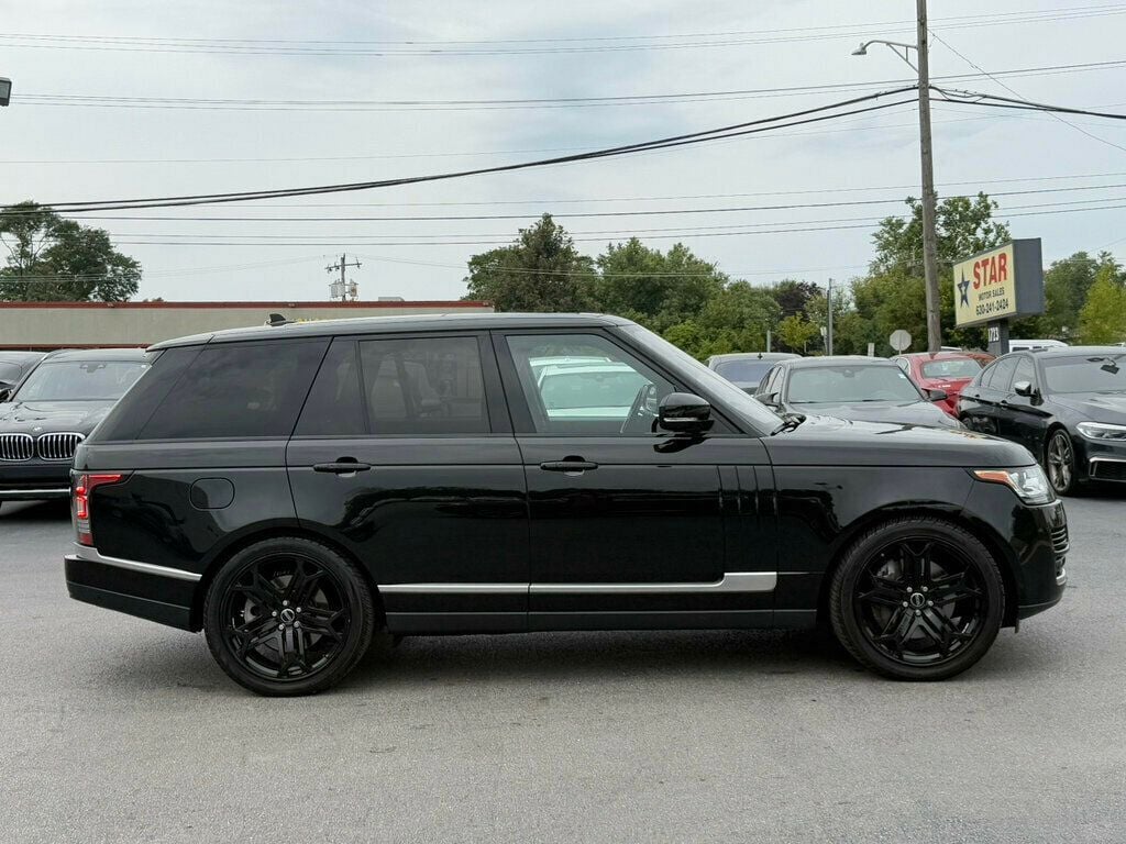 2016 Land Rover Range Rover SuperCharged photo 16