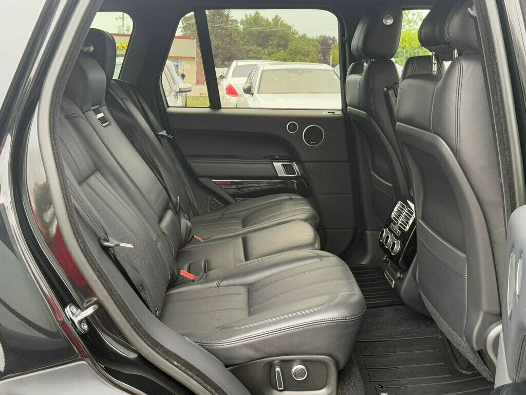 2016 Land Rover Range Rover SuperCharged photo 17