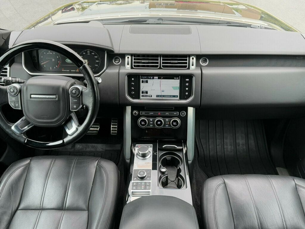 2016 Land Rover Range Rover SuperCharged photo 2