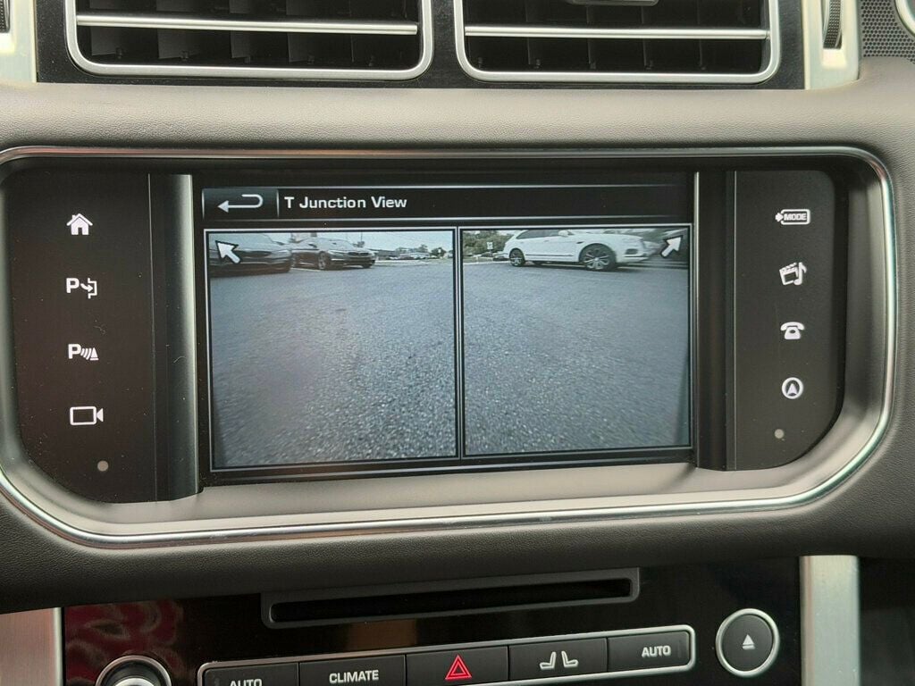 2016 Land Rover Range Rover SuperCharged photo 4