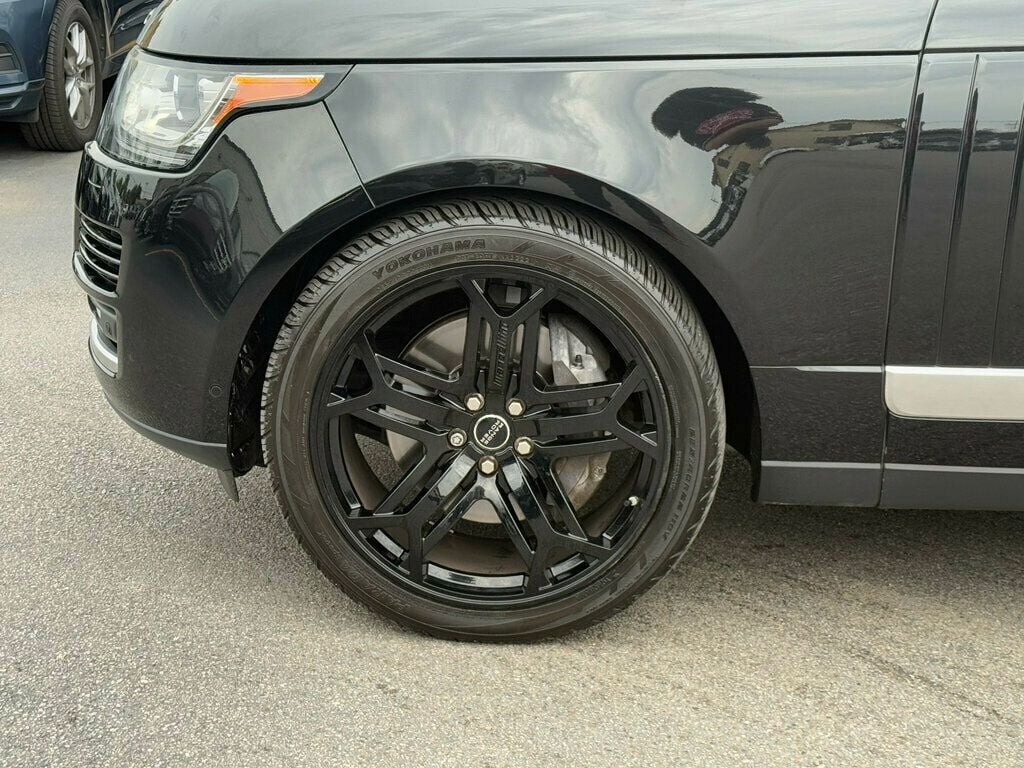 2016 Land Rover Range Rover SuperCharged photo 40
