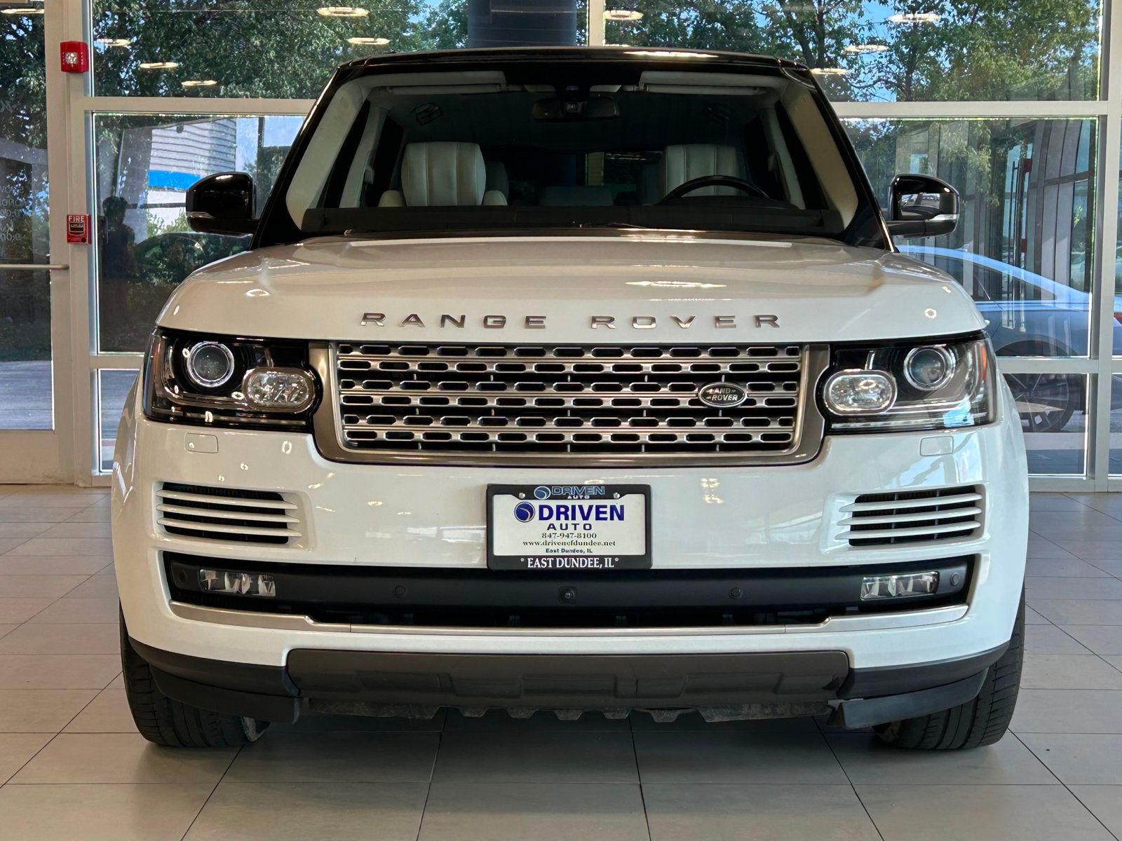 2016 Land Rover Range Rover Supercharged LWB photo 2