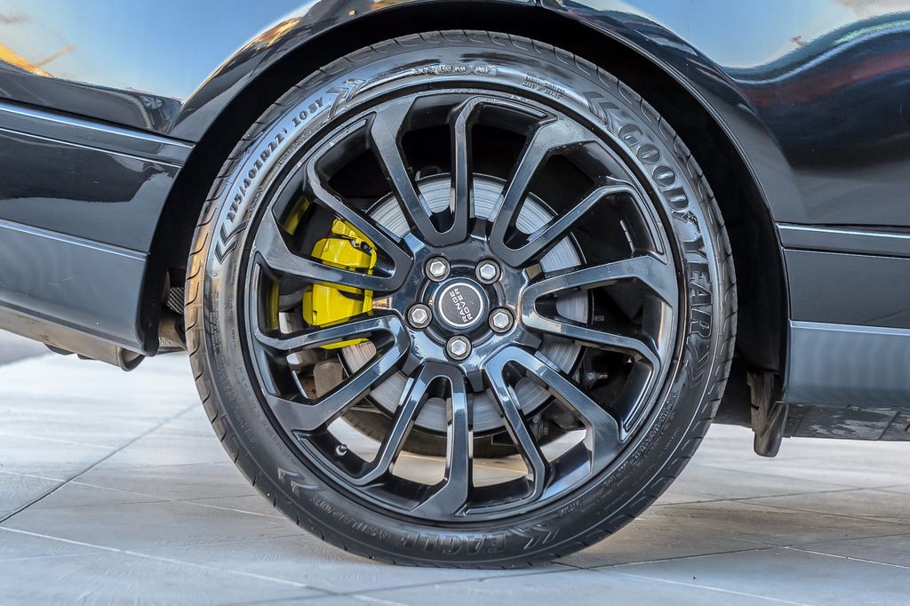 2016 Land Rover Range Rover SuperCharged Base photo 16