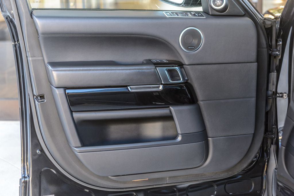 2016 Land Rover Range Rover SuperCharged Base photo 53