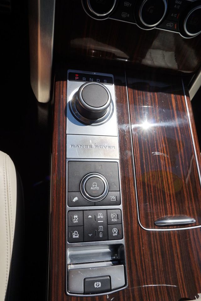 2016 Land Rover Range Rover SUPERCHARGED, 4X4, PANORAMA MOON ROOF, LEATHER, MERIDIAN SOUND - 23008447 - 41