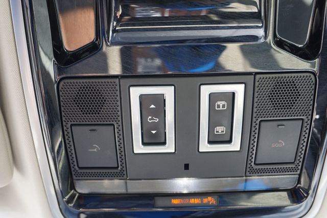 2016 Land Rover Range Rover SUPERCHARGED, 4X4, PANORAMA MOON ROOF, LEATHER, MERIDIAN SOUND - 23008447 - 44