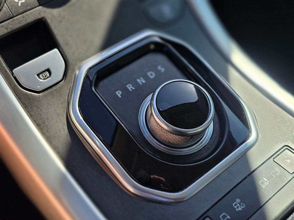 2016 Land Rover Range Rover Evoque 5dr Hatchback HSE - 22982619 - 35