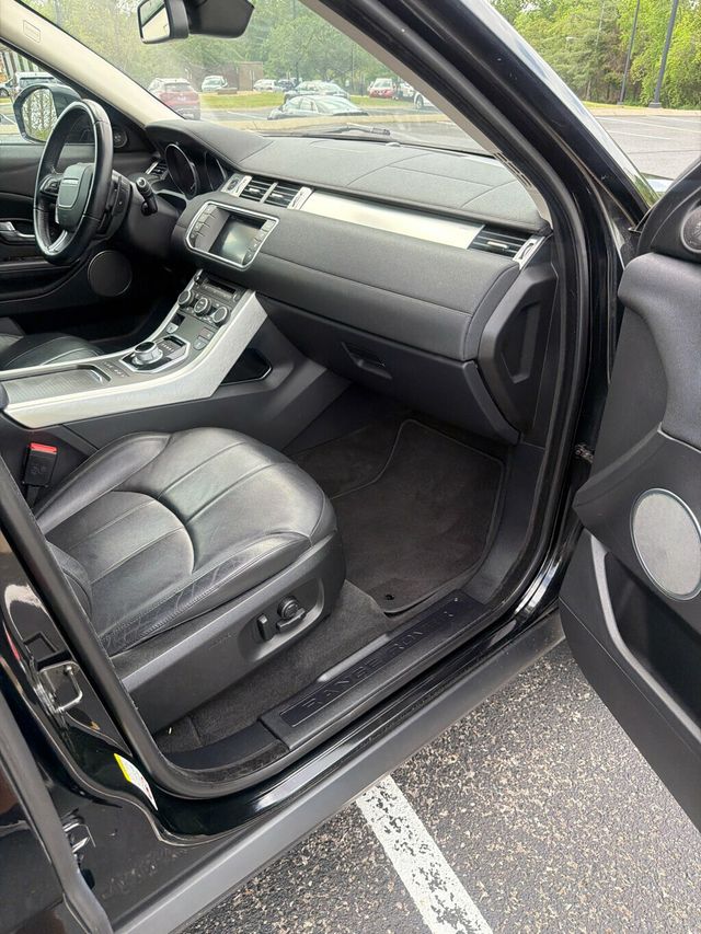 2016 Land Rover Range Rover Evoque 5dr Hatchback SE - 23014722 - 11