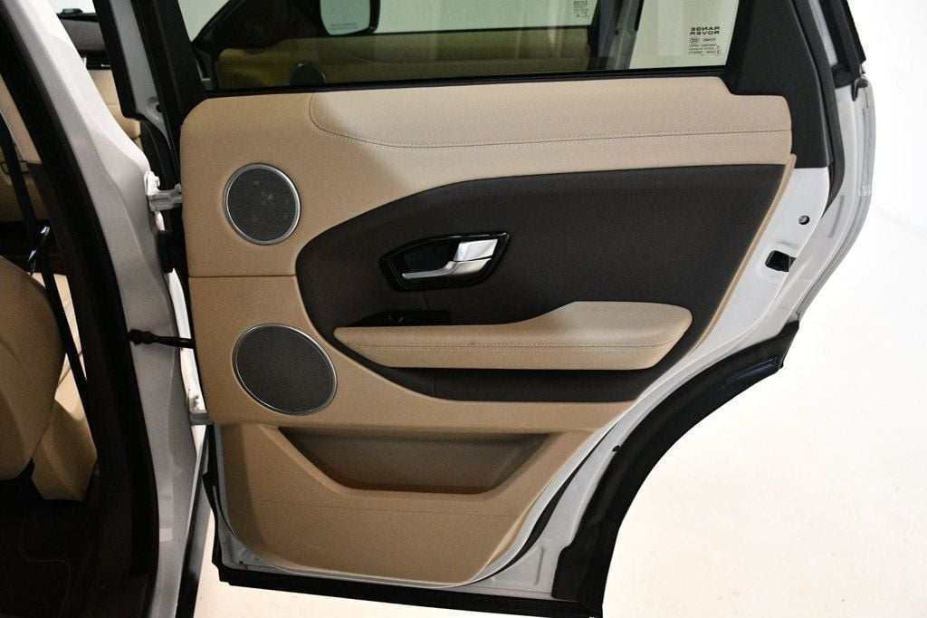 2016 Land Rover Range Rover Evoque SE Premium photo 23