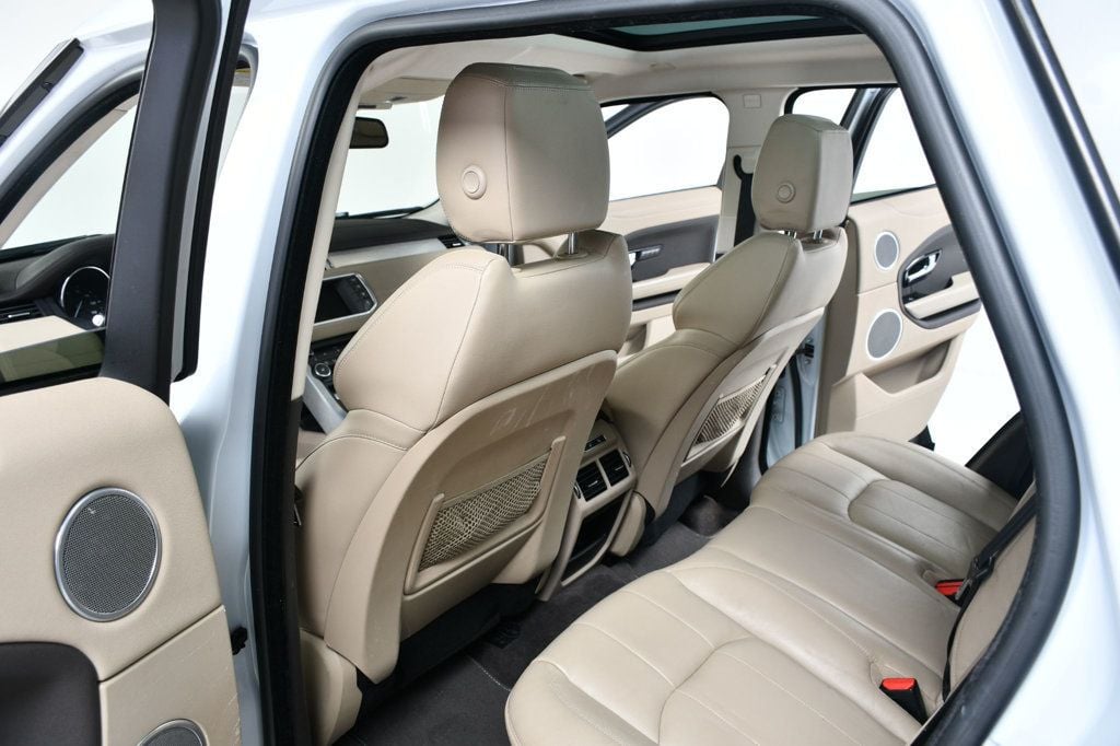 2016 Land Rover Range Rover Evoque SE Premium photo 30