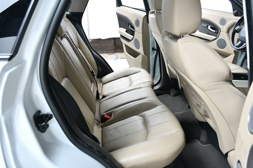 2016 Land Rover Range Rover Evoque SE Premium photo 35