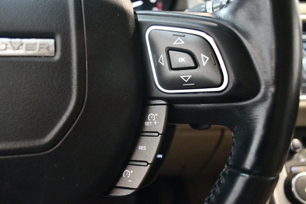 2016 Land Rover Range Rover Evoque SE Premium photo 40