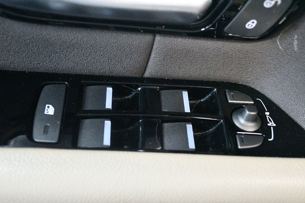 2016 Land Rover Range Rover Evoque SE Premium photo 60
