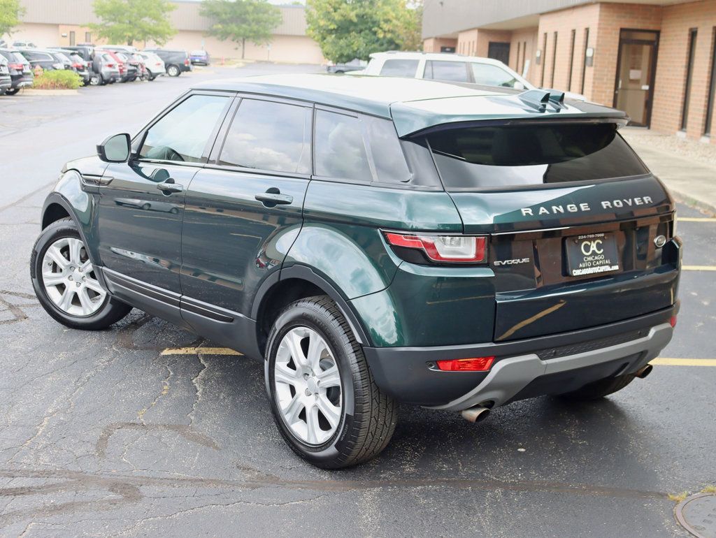 2016 Land Rover Range Rover Evoque SE photo 10