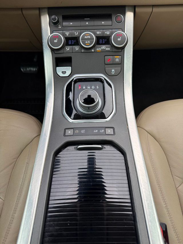 2016 Land Rover Range Rover Evoque 5dr Hatchback SE Tech Package - 22963418 - 29