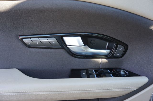 2016 Land Rover Range Rover Evoque PANORAMIC ROOF, NAVIGATION, PREMIUM SOUND, PREMIUM WHEELS - 23051308 - 20