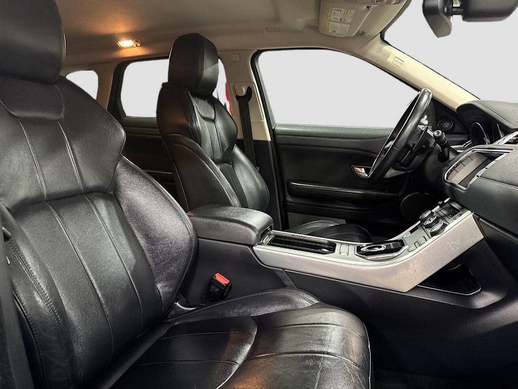 2016 Land Rover Range Rover Evoque SE AWD 4dr SUV - 22968377 - 17