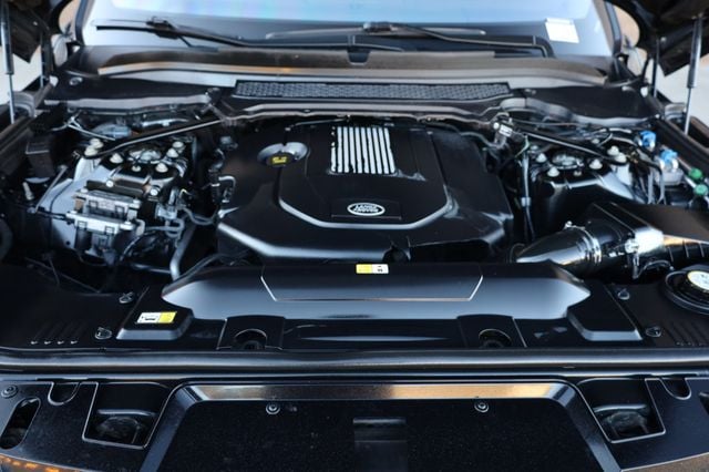 2016 Land Rover Range Rover Sport 4WD 4dr V6 Diesel HSE - 22970738 - 9