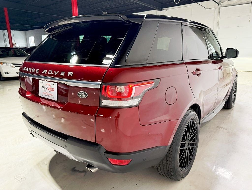 2016 Land Rover Range Rover Sport HSE photo 5