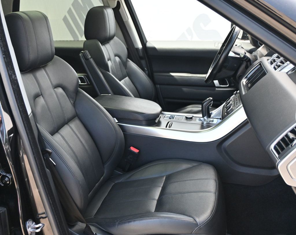 Land Rover Range Rover Sport photo 16