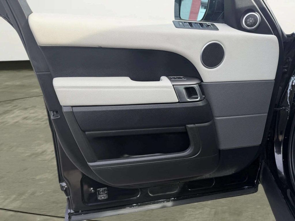 2016 Land Rover Range Rover Sport 4WD 4dr V6 SE - 22967836 - 15