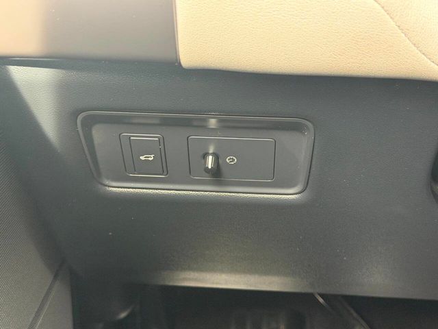 2016 Land Rover Range Rover Sport 4WD 4dr V6 SE - 22967836 - 37