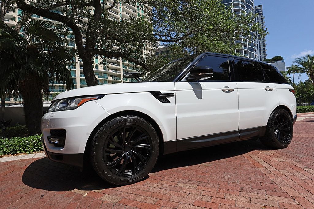 2016 Land Rover Range Rover Sport SE photo 23