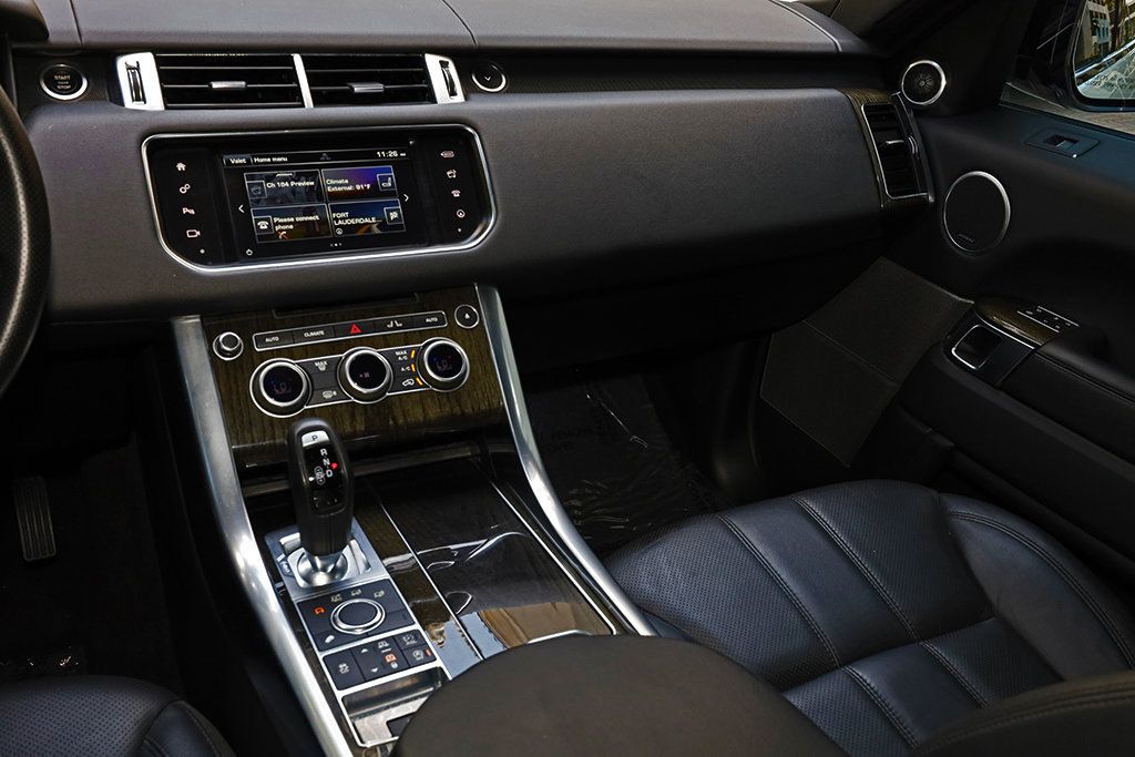 2016 Land Rover Range Rover Sport SE photo 31