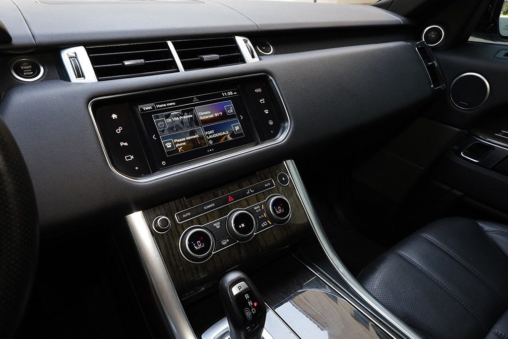 2016 Land Rover Range Rover Sport SE photo 32