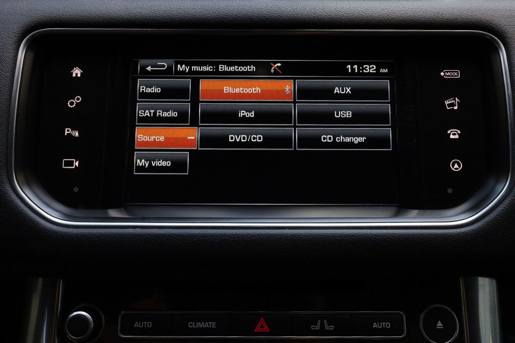 2016 Land Rover Range Rover Sport SE photo 35