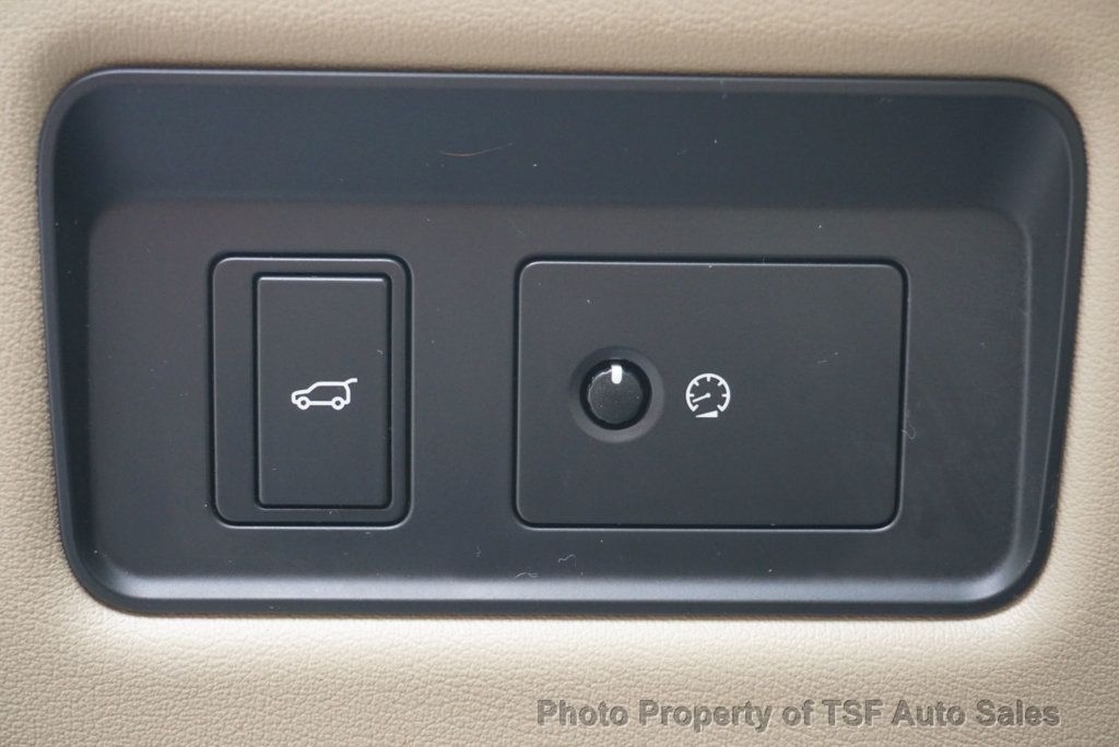 2016 Land Rover Range Rover Sport SuperCharged SE photo 28