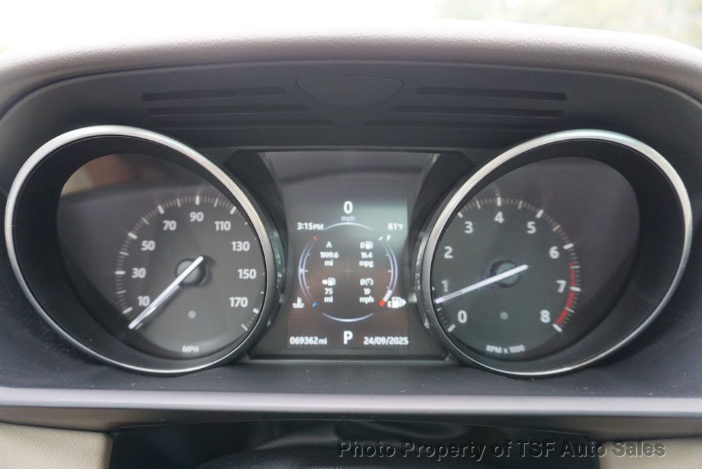 2016 Land Rover Range Rover Sport SuperCharged SE photo 31