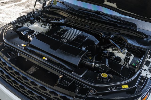 2016 Land Rover Range Rover Sport 4WD 4dr V8 Dynamic - 22977268 - 32