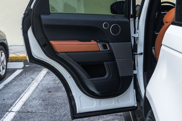 2016 Land Rover Range Rover Sport 4WD 4dr V8 Dynamic - 22977268 - 35