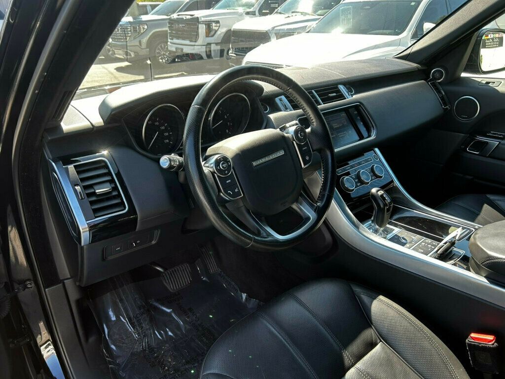 2016 Land Rover Range Rover Sport HSE photo 10