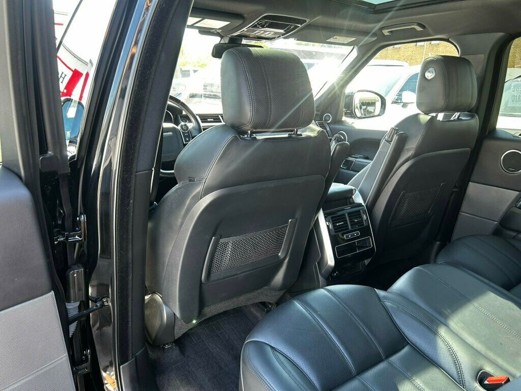 2016 Land Rover Range Rover Sport HSE photo 13