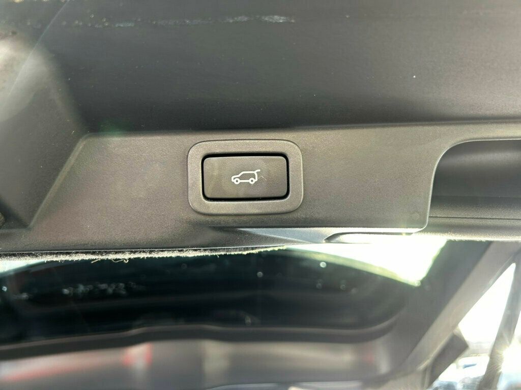 2016 Land Rover Range Rover Sport LocalTrade/MSRP$121445/SVR/HeatedLeatherSeats/PanoramicRoof - 22967955 - 16